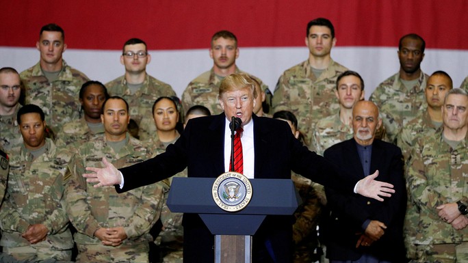 Ông Trump định giữ căn cứ quân sự tại Afghanistan vì Trung Quốc - Ảnh 1.