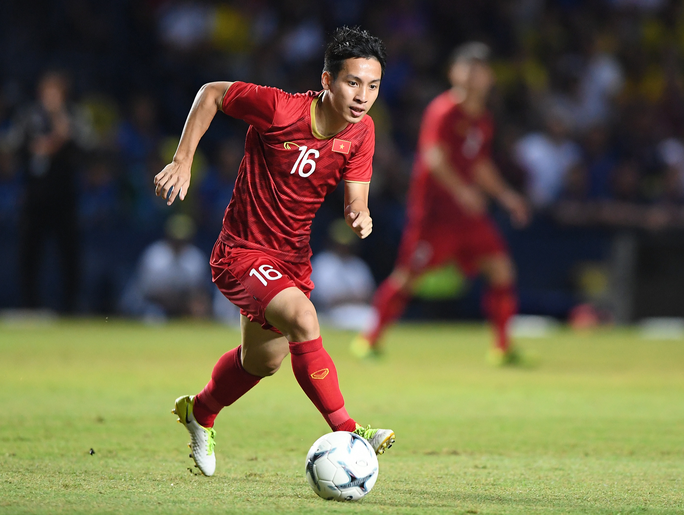 Hùng Dũng bất ngờ được triệu tập lên đội tuyển Việt Nam - Ảnh 1.
