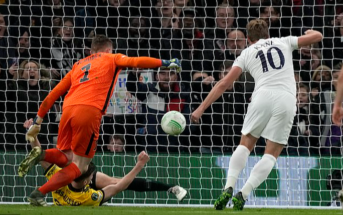 Rượt đuổi bàn thắng, thẻ đỏ ngày Conte chào sân Tottenham - Ảnh 4.