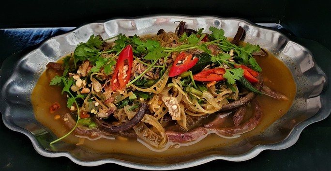 Lịch huyết - sản váºt trá»i cho xứ nẫu - Ảnh 1. Lịch huyết - sản váºt trá»i cho xứ nẫu - Ảnh 1.