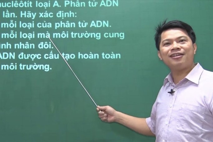 Bất thường đề thi tốt nghiệp THPT: Thầy Phan Khắc Nghệ nói gì về mối quan hệ với người ra đề ? - Ảnh 1.
