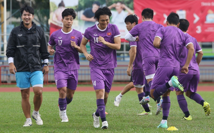Tuyển Việt Nam thăng hạng FIFA sau thành tích bất bại vòng bảng AFF Cup 2020 - Ảnh 2.
