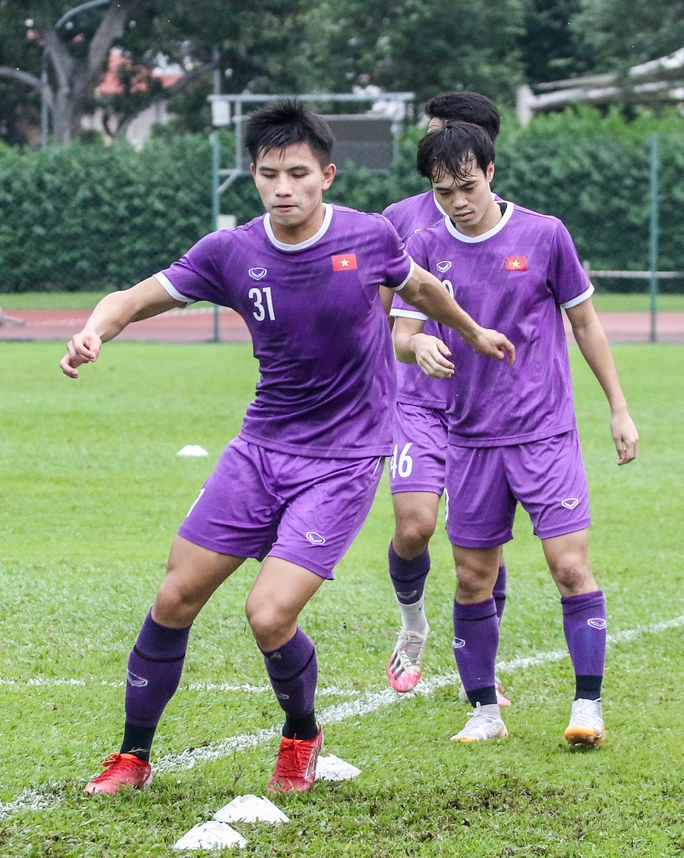 Đội tuyển Việt Nam sẽ giữ vững tinh thần và cách chơi trước Thái Lan  - Ảnh 7.