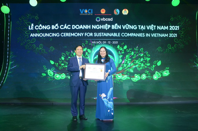 Công ty dược duy nhất lọt top 10 doanh nghiệp bền vững Việt Nam 2021 - Ảnh 2.
