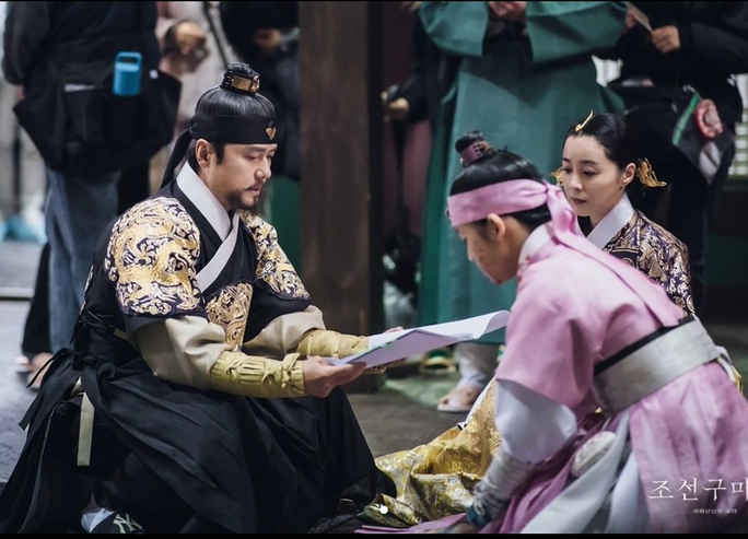 Phim “trừ tà” Joseon Exorcist ngừng chiếu vì sử dụng đồ ăn Trung Quốc - Ảnh 4.