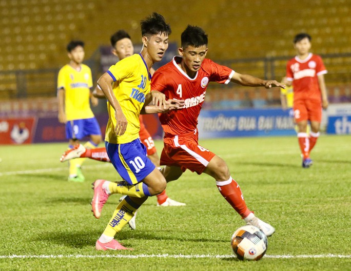 U19 Đồng Tháp ngược dòng thắng ngoạn mục U19 Bình Định - Ảnh 1.