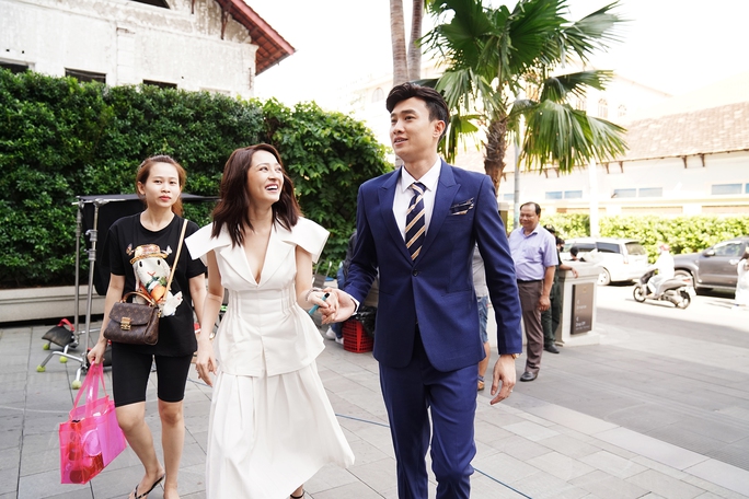 Quốc Trường bạo hành tàn nhẫn Bảo Anh rồi... xin lỗi - Ảnh 1.