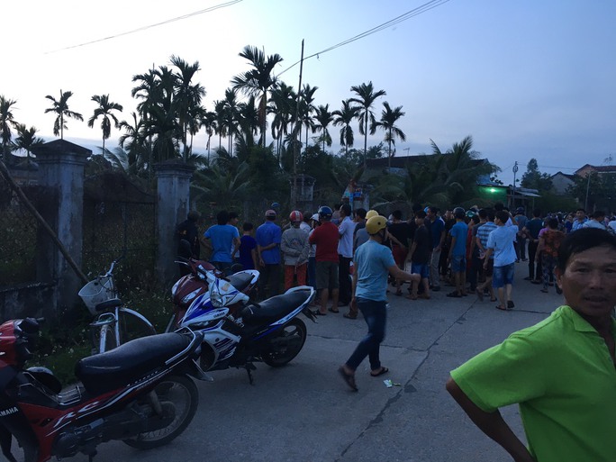 Nguyên trưởng công an huyện bị em trai chém chết - Ảnh 2. Nguyên trưởng công an huyện bị em trai chém chết - Ảnh 2.
