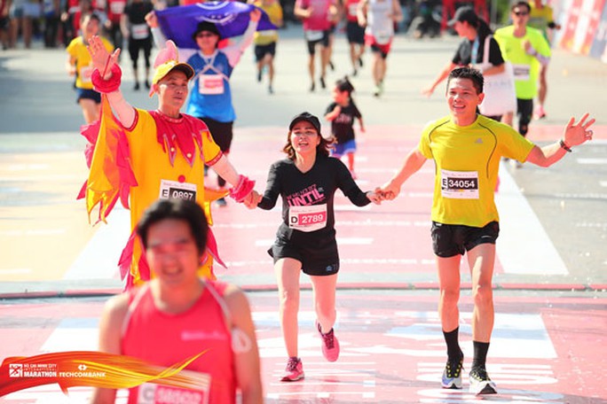 Đã thi chạy marathon thì đừng mơ ăn gian! - Ảnh 1.