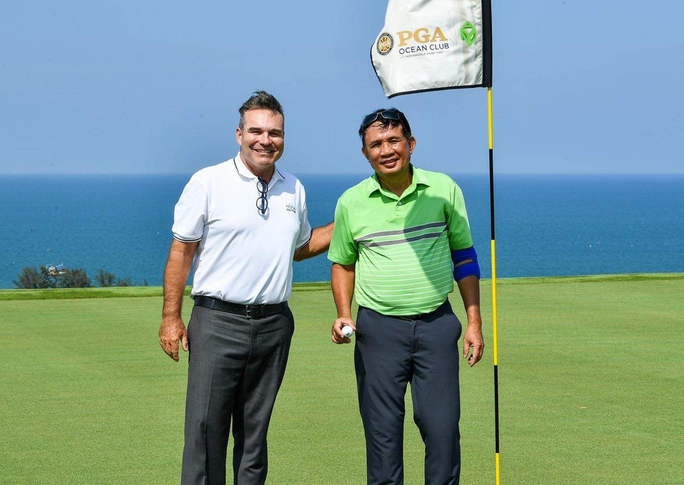 Hole-in-one 11 tỉ đồng có chủ ngay ngày khai mạc NovaWorld Friendship 2021 Tournament - Ảnh 1. Hole-in-one 11 tỉ đồng có chủ ngay ngày khai mạc NovaWorld Friendship 2021 Tournament - Ảnh 1.