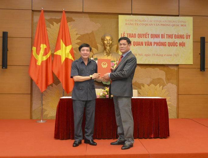 Chỉ định ông Bùi Văn Cường giữ chức Bí thư Đảng ủy cơ quan Văn phòng Quốc hội - Ảnh 1. Chỉ định ông Bùi Văn Cường giữ chức Bí thư Đảng ủy cơ quan Văn phòng Quốc hội - Ảnh 1.