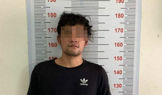 Covid-19: Campuchia bắt giữ 2 người Trung Quốc giả nhân viên y tế - Ảnh 2. Covid-19: Campuchia bắt giữ 2 người Trung Quốc giả nhân viên y tế - Ảnh 2.