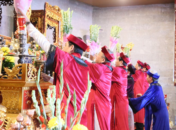 Cần Thơ tưởng nhớ các bậc tiền nhân dựng nước và giữ nước - Ảnh 4.