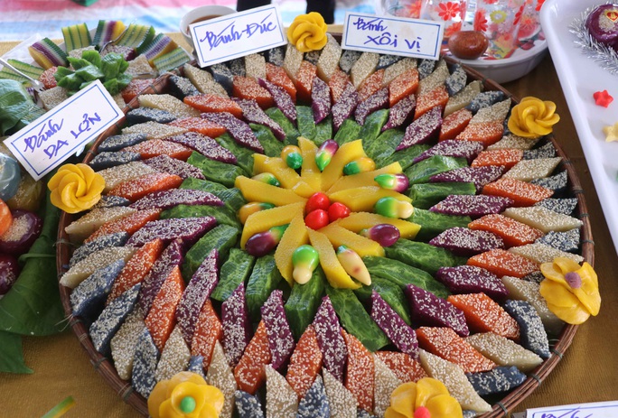Đặc sắc bánh “phu thê” thể hiện chủ quyền biển đảo Việt Nam - Ảnh 4.
