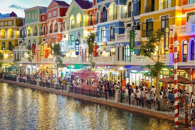 Phú Quốc có khu “thành phố không ngủ” hàng đầu Đông Nam Á - Ảnh 4. Phú Quốc có khu “thành phố không ngủ” hàng đầu Đông Nam Á - Ảnh 4.