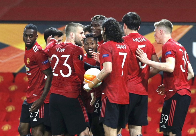Đại thắng AS Roma, Man United đặt vé dự chung kết Europa League - Ảnh 8.
