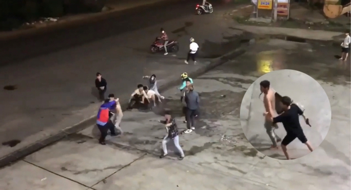 CLIP: Nhóm phượt thủ bị đánh dã man ở Đồng Nai, - Ảnh 2. CLIP: Nhóm phượt thủ bị đánh dã man ở Đồng Nai, - Ảnh 2.