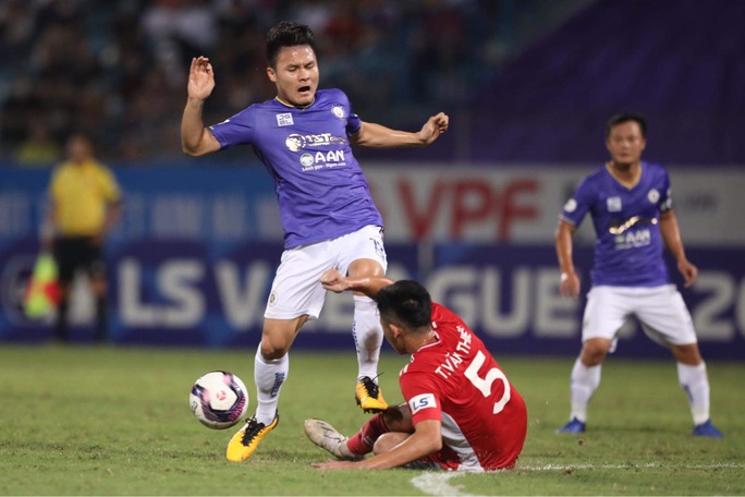 CLB Hà Nội thua sít sao 0-1 trước CLB Viettel sau khi thay “tướng” - Ảnh 7.