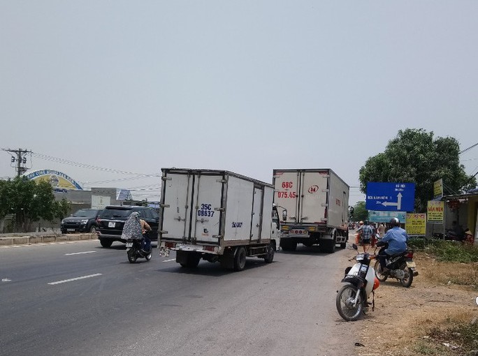 Hai nữ sinh lớp 11 gặp nạn sau giờ tan trường - Ảnh 2. Hai nữ sinh lớp 11 gặp nạn sau giờ tan trường - Ảnh 2.