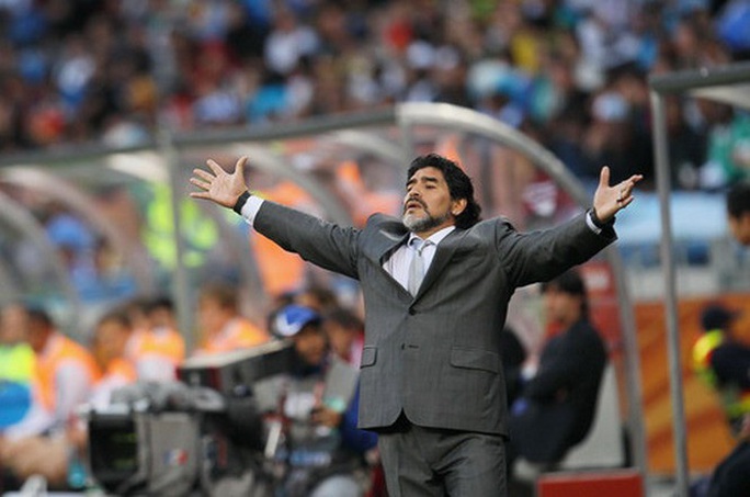 Tiết lộ chấn động: Maradona bị bỏ mặc đau đớn nhiều giờ đến chết - Ảnh 6. Tiết lộ chấn động: Maradona bị bỏ mặc đau đớn nhiều giờ đến chết - Ảnh 6.
