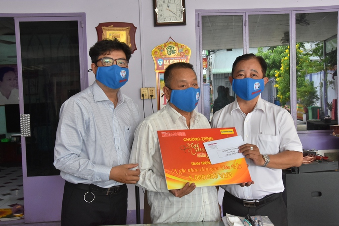 Chương trình Mai Vàng nhân ái thăm nhạc sĩ Văn Hải - Ảnh 1.