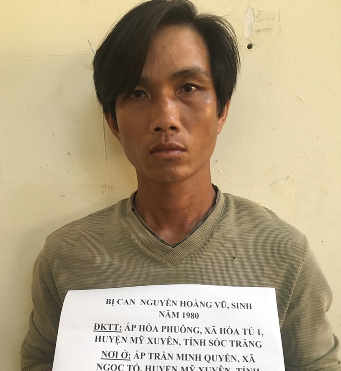 Bắt giam gã đàn ông hành hạ dã man con riêng của vợ - Ảnh 1.