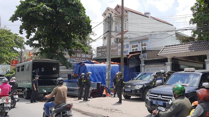 VỤ TRIỆT PHÁ ĐƯỜNG DÂY XĂNG GIẢ KHỦNG: Bắt thêm 1 chủ doanh nghiệp - Ảnh 4.