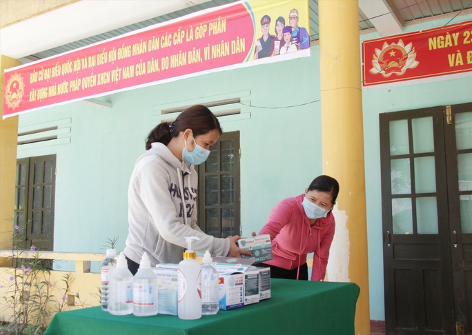 Đường phố rực cờ hoa, hơn 1,1 triệu cử tri Quảng Nam sẵn sàng đi bầu cử - Ảnh 6.