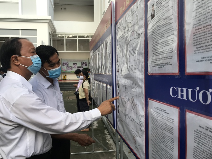 TP HCM: Tỉ lệ bầu cử đến 15 giờ đạt trên 84% - Ảnh 3.