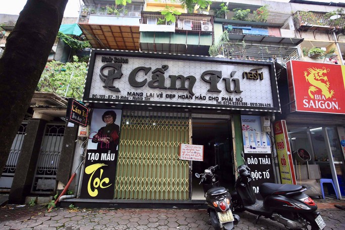 CLIP: Hàng quán Hà Nội đồng loạt dừng hoạt động, chỉ bán mang về - Ảnh 10.