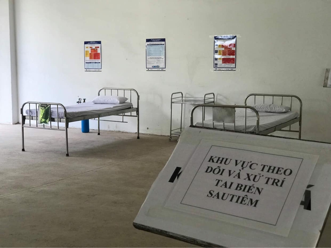 Cận cảnh tiêm vắc-xin ở tâm dịch Bắc Giang - Ảnh 3.