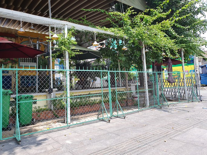 TP HCM: Ấm áp tình người ở những khu phong tỏa - Ảnh 8.