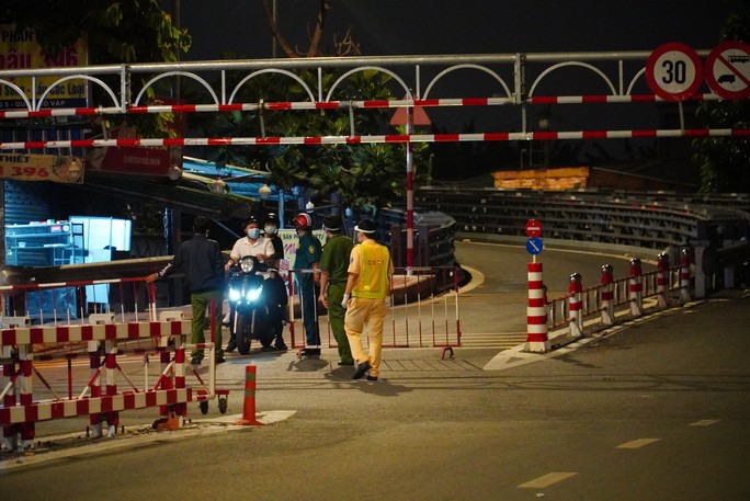 TP HCM: Tạm ngưng nhiều loại phương tiện giao thông trên địa bàn quận Gò Vấp - Ảnh 1.