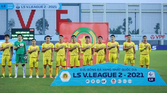 Hủy trận đấu Giải Hạng nhất vì cầu thủ CLB Công an Nhân dân là F2 của ca Covid-19 - Ảnh 1. Hủy trận đấu Giải Hạng nhất vì cầu thủ CLB Công an Nhân dân là F2 của ca Covid-19 - Ảnh 1.