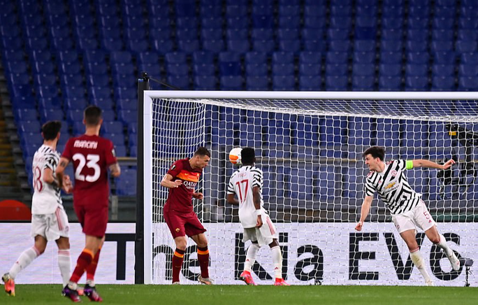 Người hùng Cavani tỏa sáng, Man United chật vật vào chung kết Europa League - Ảnh 3.