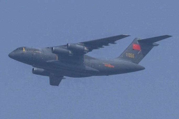 Malaysia tố 16 máy bay Trung Quốc hoạt động đáng ngờ ở biển Đông - Ảnh 1.