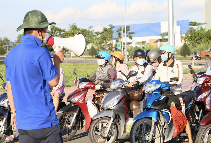 Cần Thơ lập thêm chốt chặn hết các ngõ vào TP để phòng Covid-19 - Ảnh 2.