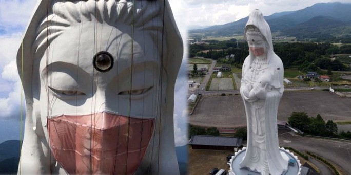 Nhật Bản đeo khẩu trang cho tượng Phật khổng lồ - Ảnh 5.