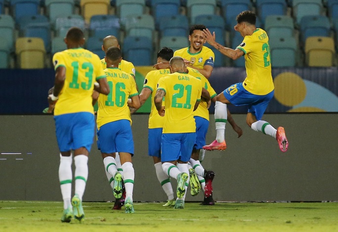 Ngắt mạch toàn thắng của Brazil, HLV Ecuador vẫn thừa nhận Selecao là số 1 - Ảnh 6.