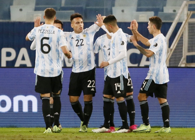 Lionel Messi lập kỷ lục độc nhất vô nhị, Argentina thẳng tiến tứ kết Copa America - Ảnh 5.