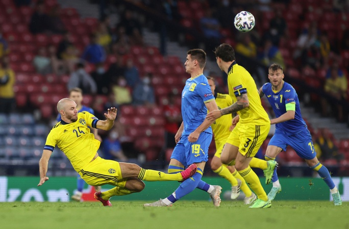 Thắng Thụy Điển, Ukraina chạm trán Anh tại tứ kết Euro 2020 - Ảnh 1.