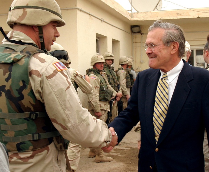 Cựu Bộ trưởng Quốc phòng Mỹ Donald Rumsfeld qua đời - Ảnh 2.