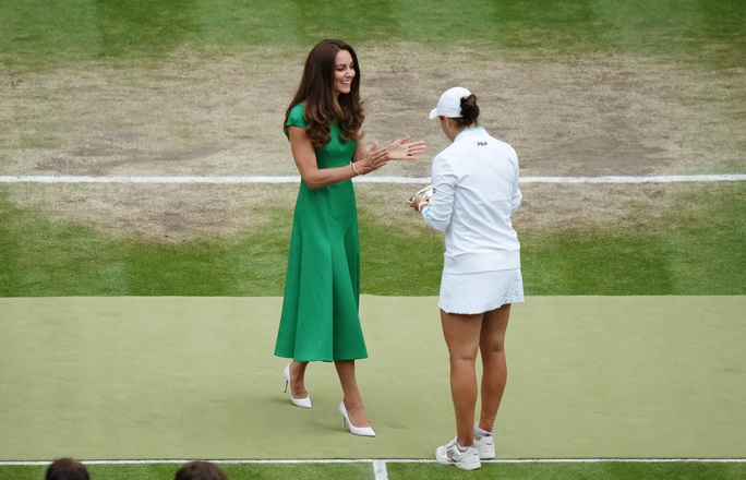 Ashleigh Barty vô địch đơn nữ Wimbledon 2021 - Ảnh 10.