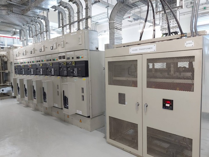 Hình ảnh cận cảnh 2 đoàn tàu số 6, 7 và đóng điện trạm biến áp của tuyến metro số 1 - Ảnh 7.