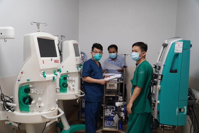 TP HCM: Những hình ảnh bên trong Bệnh viện hồi sức Covid-19 - Ảnh 6.