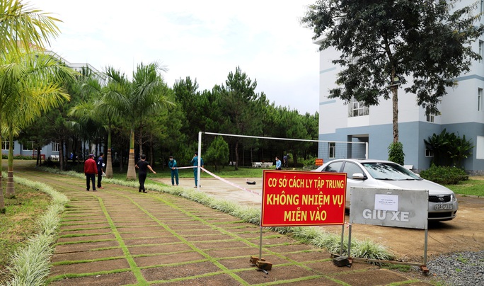 Lâm Đồng: Hoàn thiện và vận hành khu cách ly tập trung đón người dân từ TP HCM về - Ảnh 2.