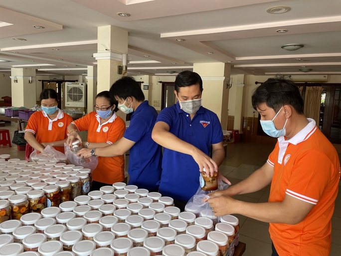 Khởi động Chương trình Bếp ăn yêu thương - Ảnh 5.