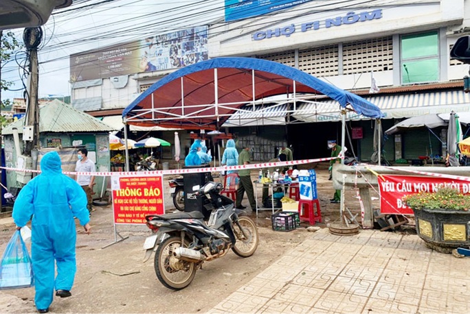 Lâm Đồng: Yêu cầu đình chỉ công tác bí thư, chủ tịch phường vì cho người cách ly tại nhà - Ảnh 1.