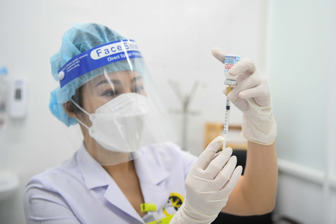 Kích hoạt “Quỹ vắc-xin công nghệ” chống dịch Covid-19 - Ảnh 1.