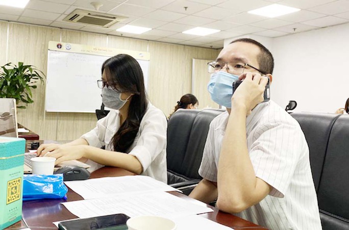 Ở nhà tránh dịch vẫn được chuyên gia tư vấn sức khỏe - Ảnh 1. Ở nhà tránh dịch vẫn được chuyên gia tư vấn sức khỏe - Ảnh 1.